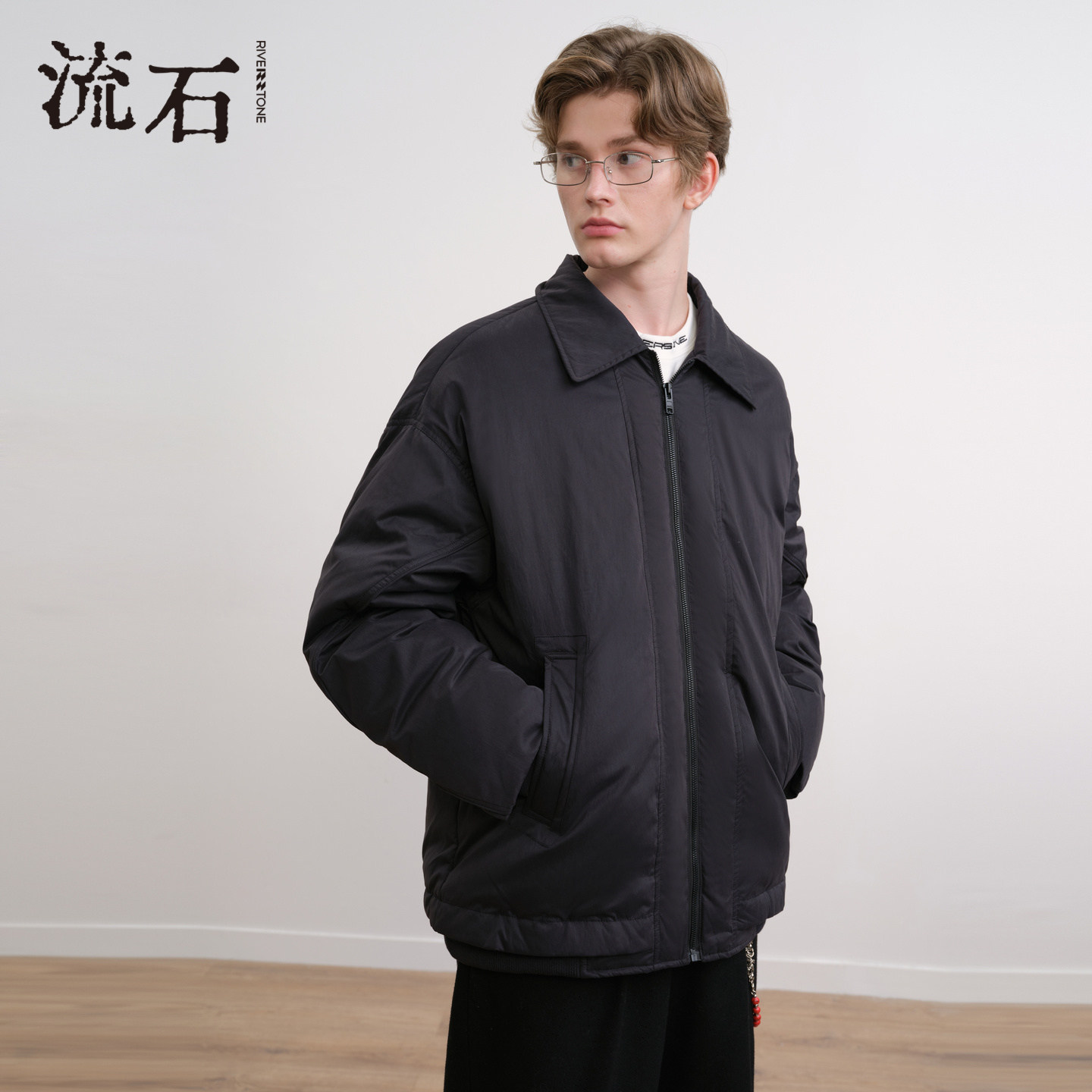 流石男装黑色短款宽松羽绒夹克2025年冬季新款男士拼接白鸭绒外套