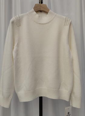 58297秋冬女半高领长袖针织衫毛衣打底衫纯色简约肩膀钉珠早春