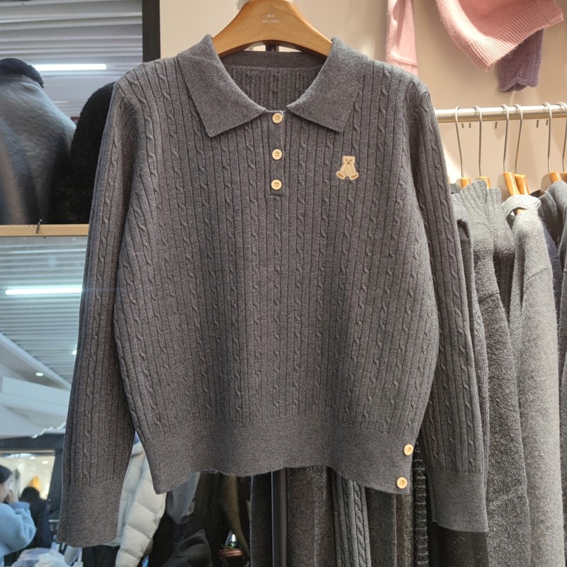 8145春季女翻领长袖针织衫毛衣套头打底衫麻花小熊宽松专柜品质