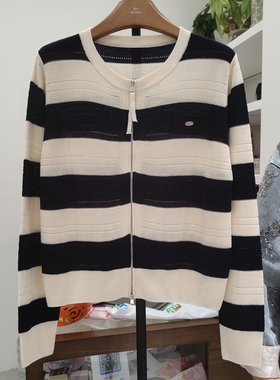 70011春季新款女装休闲针织衫条纹长袖上衣圆领套头衫天丝棉