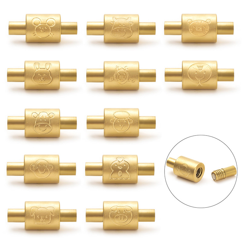 不锈钢十二生肖扣编织皮绳手链扣螺纹扭扣手绳搭扣本历年红色扣头