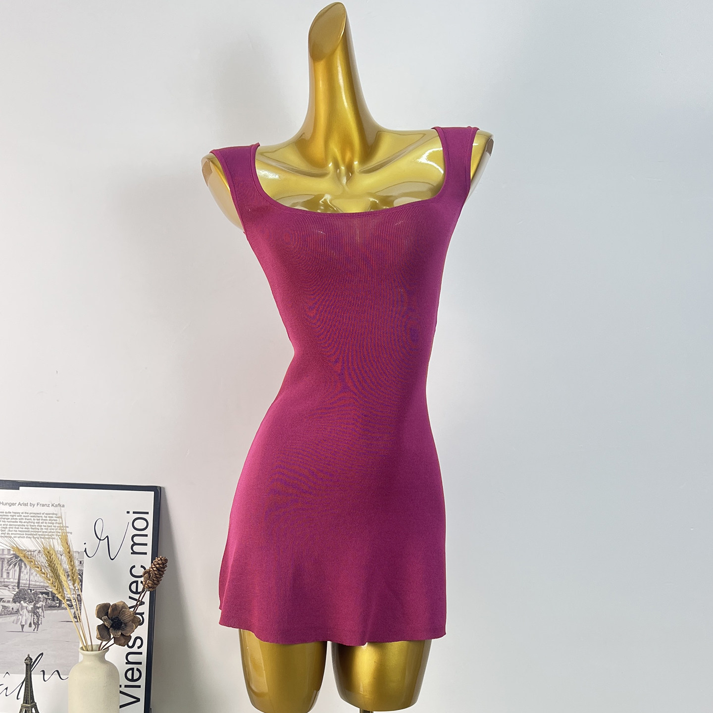 简约方领针织无袖连衣裙女夏季修身收腰中长款性感露腰显瘦包臀裙