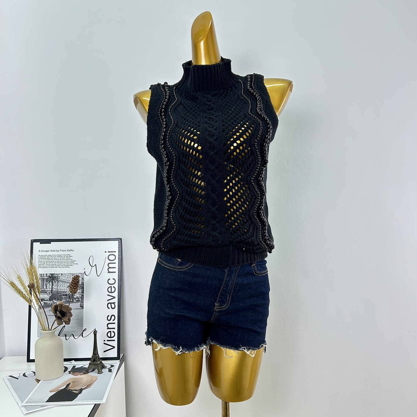 外贸原单新款时尚百搭无袖钉珠针织背心女修身显瘦镂空马甲上衣潮