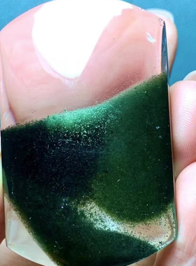 魅晶水晶晶体通透吊坠