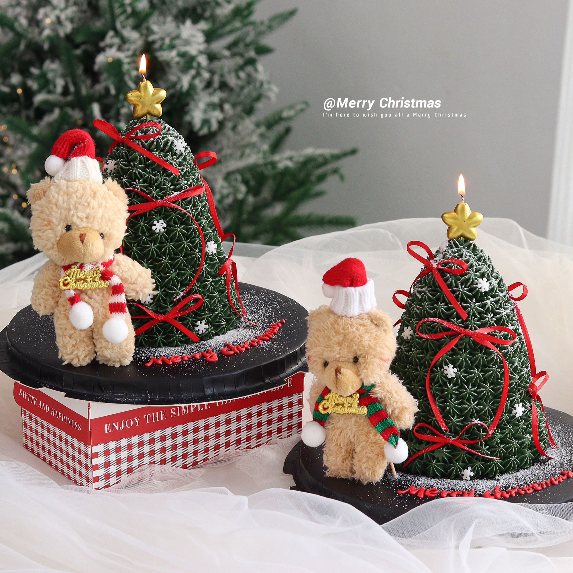 2025圣诞节可爱毛绒小熊蛋糕装饰品摆件平安夜派对圣诞树丝带插件