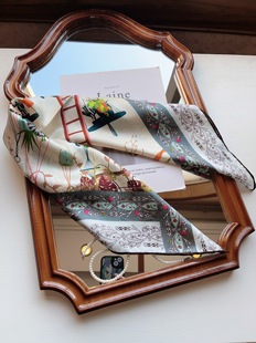 【花梯寻芳】双面异色俏皮插画风真丝桑蚕丝65cm