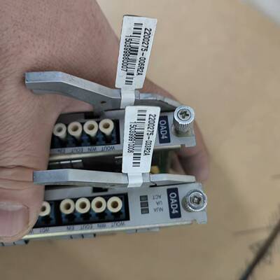 议价出两张烽火FONST1000上面的OAD4板，成色一
