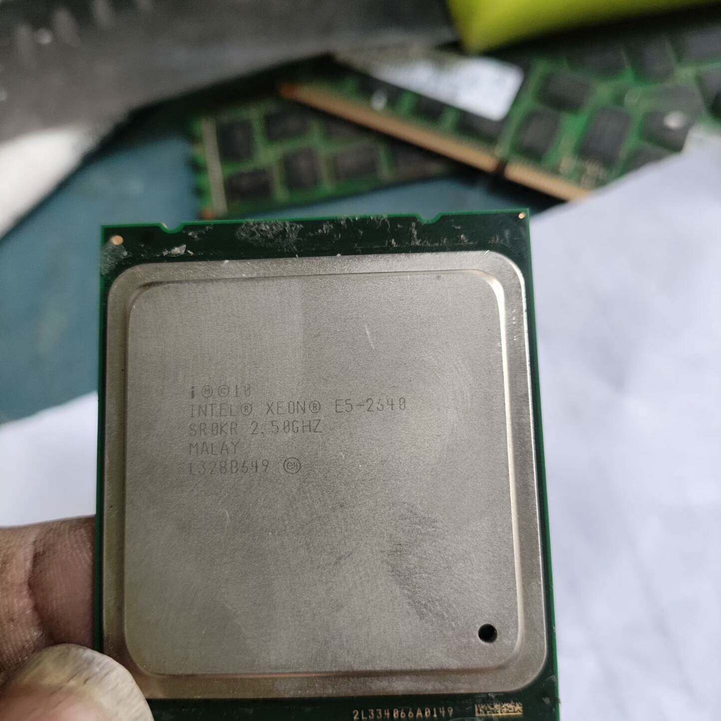 议价e52640CPU，x79主板专用的， 主频2.5，六核