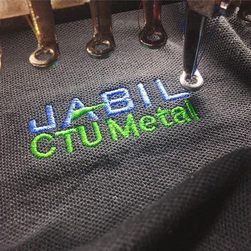 刺绣贴徽章定做电脑绣花布贴魔术贴图案logo成衣卡通标志绣花定制