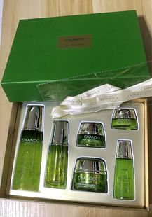 自然堂雪松精油活颜御龄奢宠礼盒套装 滋润 小分子抗皱紧致补水保湿