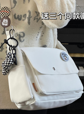 简约百搭港风大容量斜挎包包女潮日系学生上课通勤邮差包男帆布包