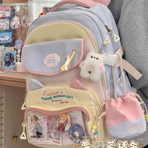 哦豁！介宝藏书包的配色赢麻了！