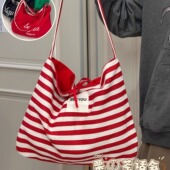 ins红色帆布袋 旅游轻便斜挎包学生大容量休闲单肩包包女 2025新款