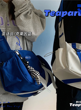 日系原宿大容量邮差包男ulzzang韩国ins复古百搭潮流情侣斜挎包女