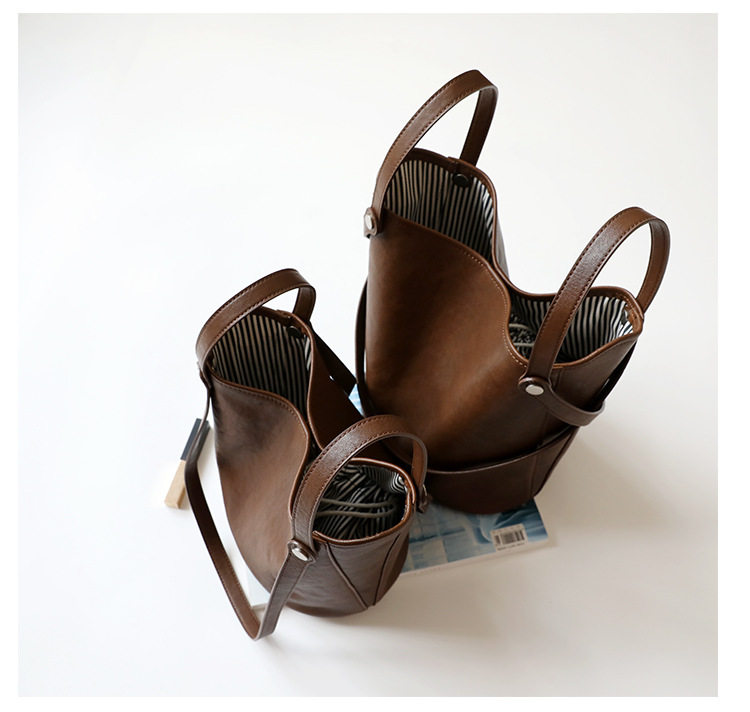 2024秋冬复古植鞣牛皮水桶包多用单肩大手提容量单肩包通勤托特包,箱包皮具/热销女包/男包,水桶包,淘宝优惠券,粉丝福利购,淘宝优惠卷