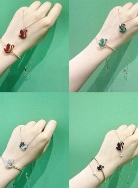 新年红色天鹅女项链吊坠锁骨链轻