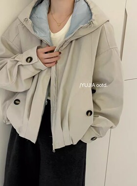 2025冬季新款时尚休闲风连帽派克服短款羽绒服女百搭显瘦撞色外套