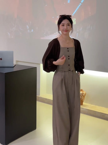 清仓捡漏！秋高级感炸街减龄酷飒拽姐女吊带外套阔腿裤三件套装