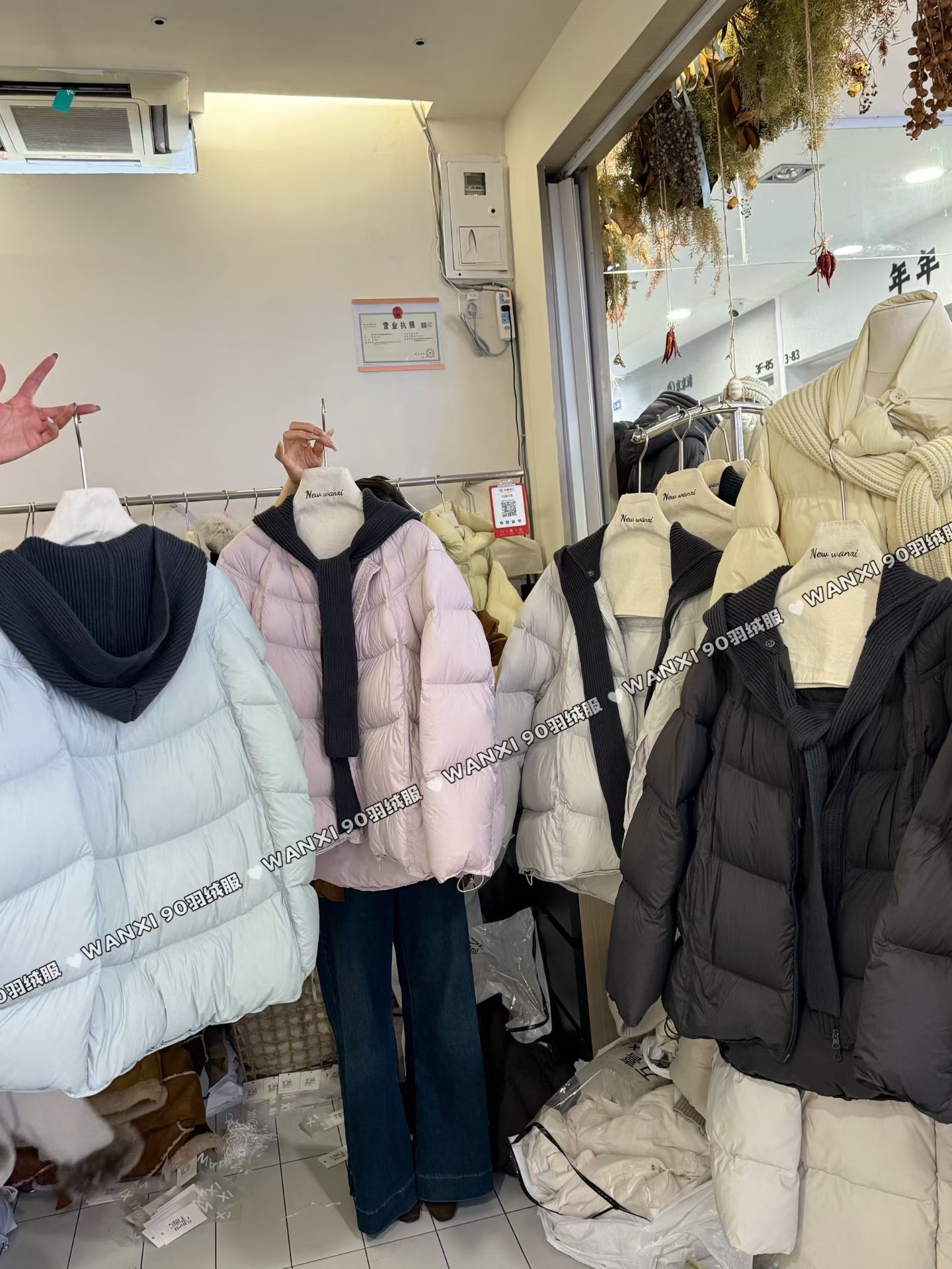 2025年冬季新款韩版针织拼接帽纯色排骨90白鸭绒保暖羽绒服外套女