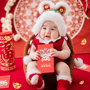 影楼百天周岁摄影虎头帽中国风新年服照相红色 儿童主题拍照服装