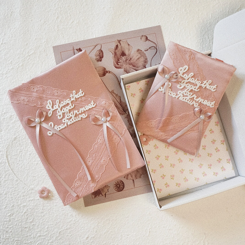 芭蕾风ins丝绸刺绣书衣