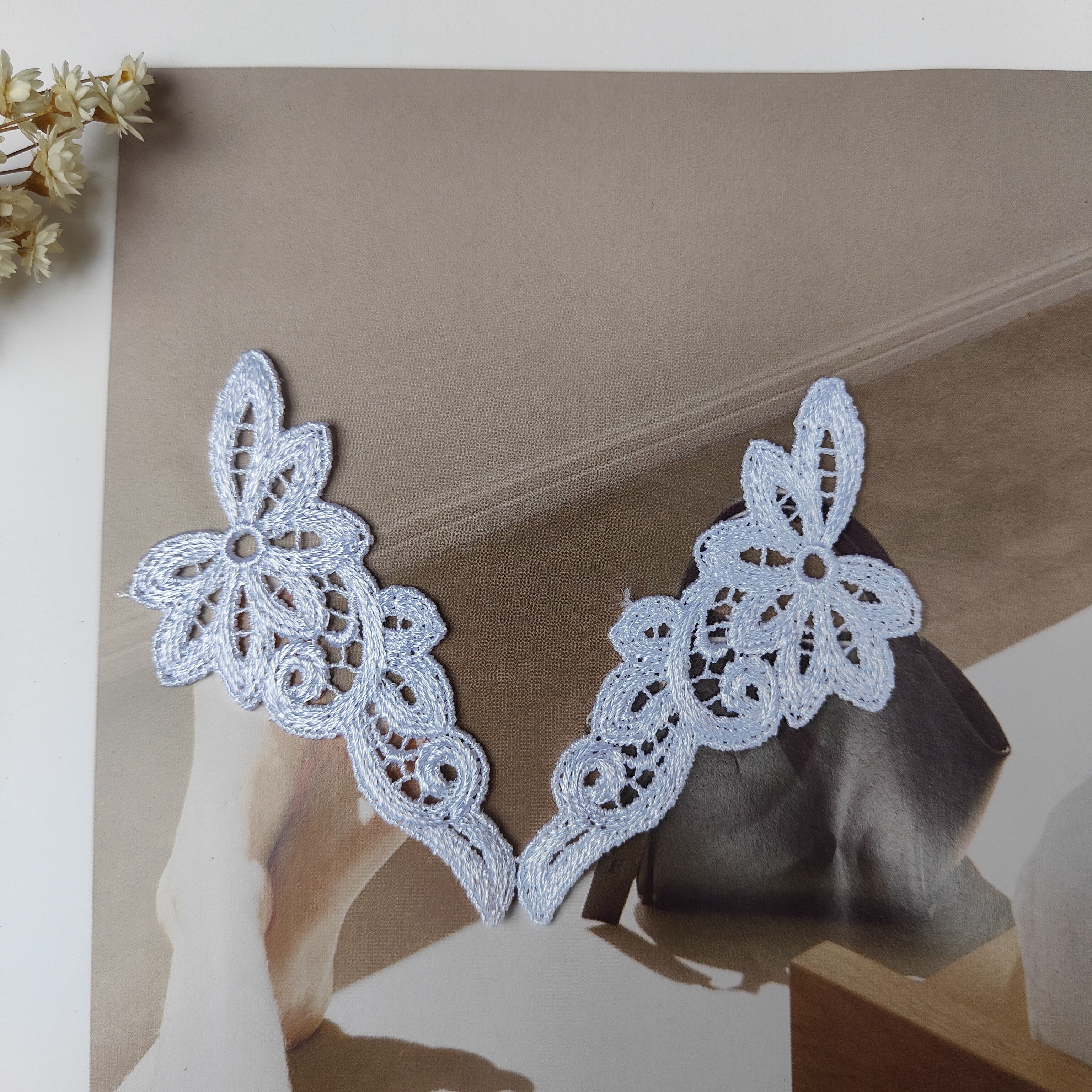 宽漂白色水溶蕾丝对花朵花花片衣领娃衣服装辅料