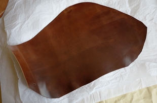 美国 HORWEEN 多脂高光霍尔文马臀皮 手染 干邑色  稀有色