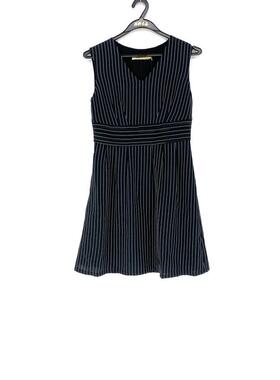 夏款 撤柜品牌 HQ*系列 V领收腰条纹时尚连衣裙女23295