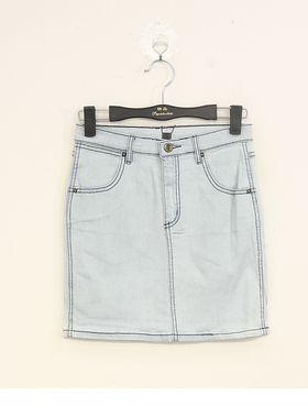 春夏款 撤柜品牌 哥D系列* 弹性时尚百搭包臀牛仔半身裙女 200098