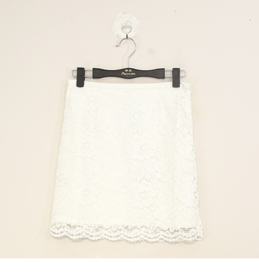 精致舒适蕾丝优雅半身裙