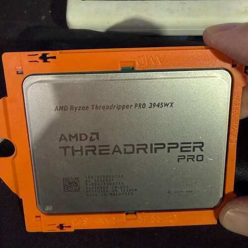 AMD. 线程撒裂者，3945WX--议价商品