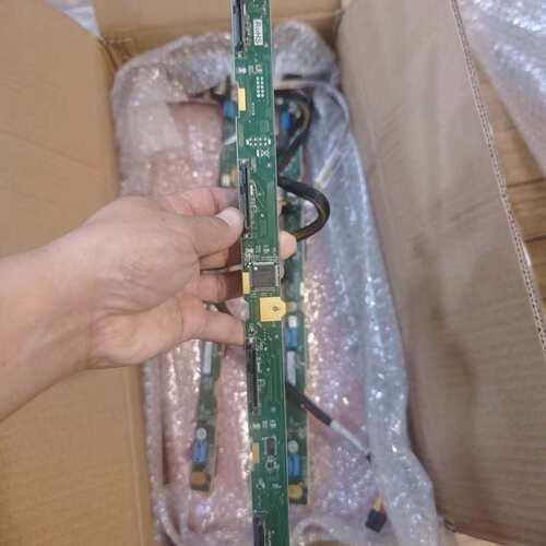 浪潮5212M5 5280M5硬盘背板 YZBB-00760--议价商品