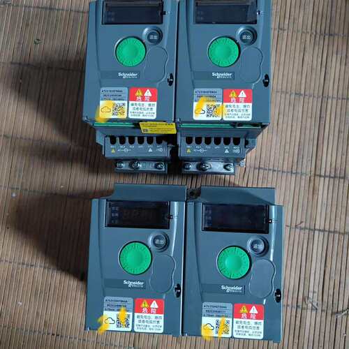 施耐德变频器750W三相输入ATV310H075N4A，二手--议价商品