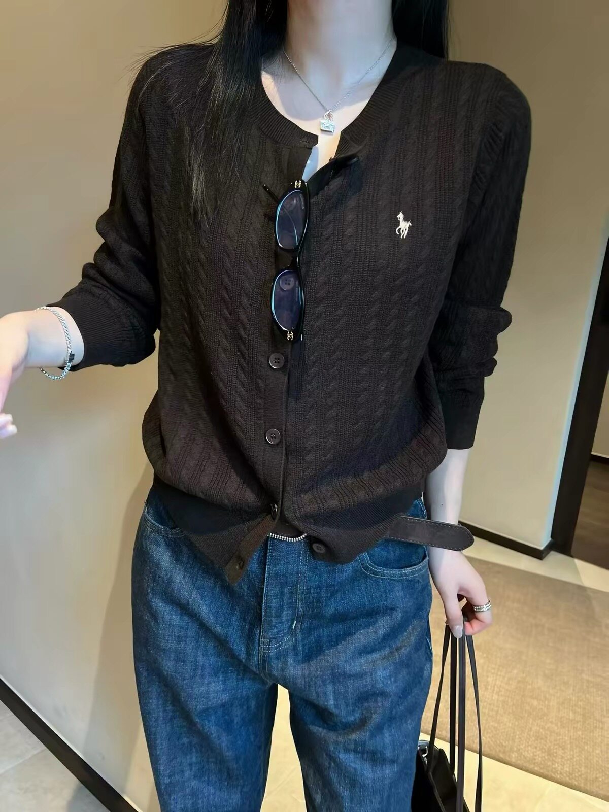 韩系高级薄款细羊毛衣开衫女宽松洋气刺绣麻花针织衫秋季新款8061