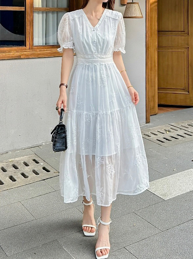 高级重工钩花刺绣雪纺短袖连衣裙6960设计感气质修身女2025夏季