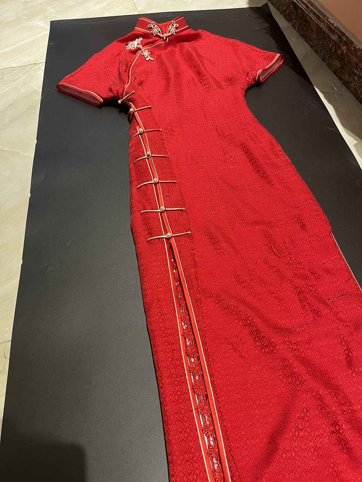 杨姑娘新婚纯红真丝提花旗袍敬酒服手工私人定制飘衬花扣斜襟旗袍