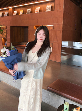 BOOMLIMIT 白茶  v领蕾丝拼接吊带裙女纯欲镂空长裙