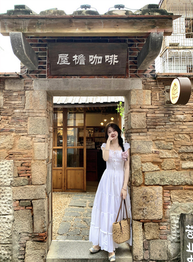 BOOMLIMIT UO同款白色法式U领褶皱收腰显瘦夏季纯棉新款连衣裙