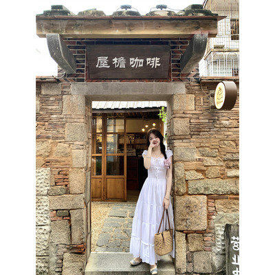 BOOMLIMIT UO同款白色法式U领褶皱收腰显瘦夏季纯棉新款连衣裙