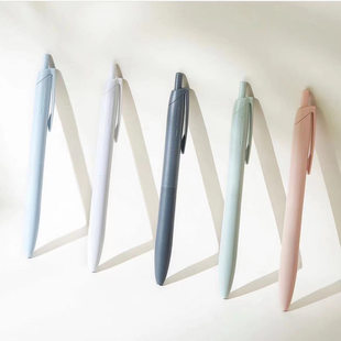 新款日本文具大赏三菱Jetstream中油笔UNI超顺滑圆珠笔轻如鹅毛05