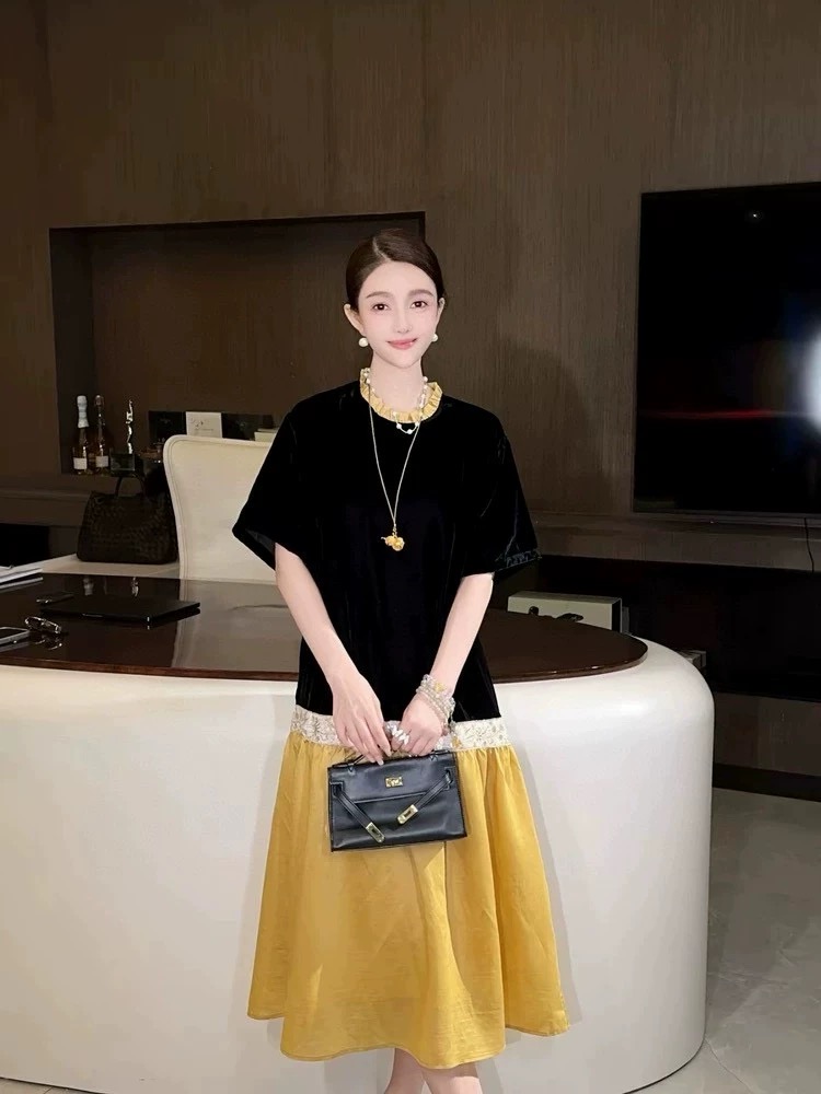 真丝丝绒连衣裙2025夏季新款设计师款高级感拼色假两件宽松连衣裙