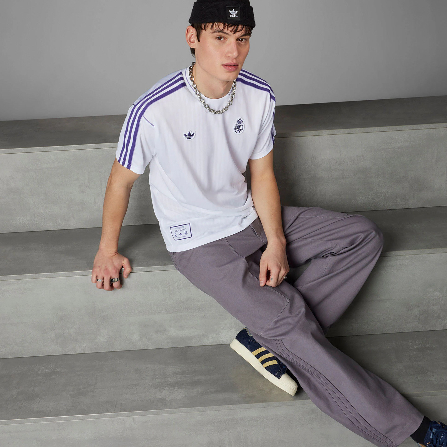 Adidas阿迪达斯皇马足球休闲文化复古运动宽松短袖球衣 JF2581