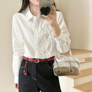 女休闲通勤百搭气质上衣 立体花朵刺绣白衬衫 糖安妮2026春新款 法式