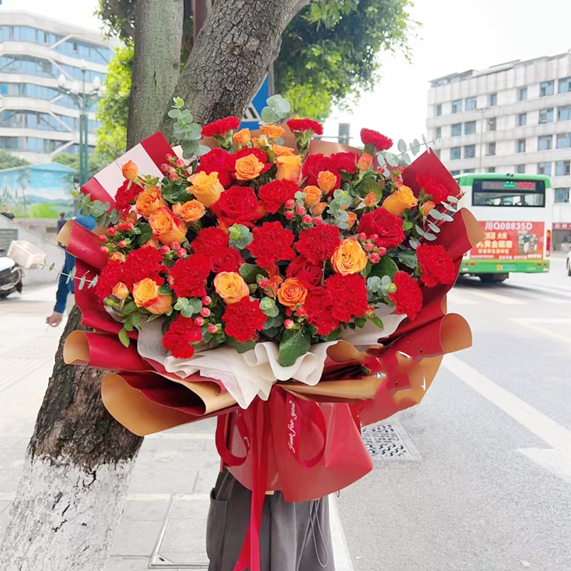 婆婆生日礼物51朵混搭鲜花束女士