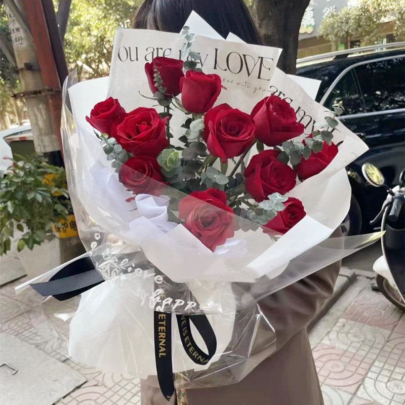 媳妇生日11朵红玫瑰鲜花束土左旗托克托和林格尔清水河店同城配送