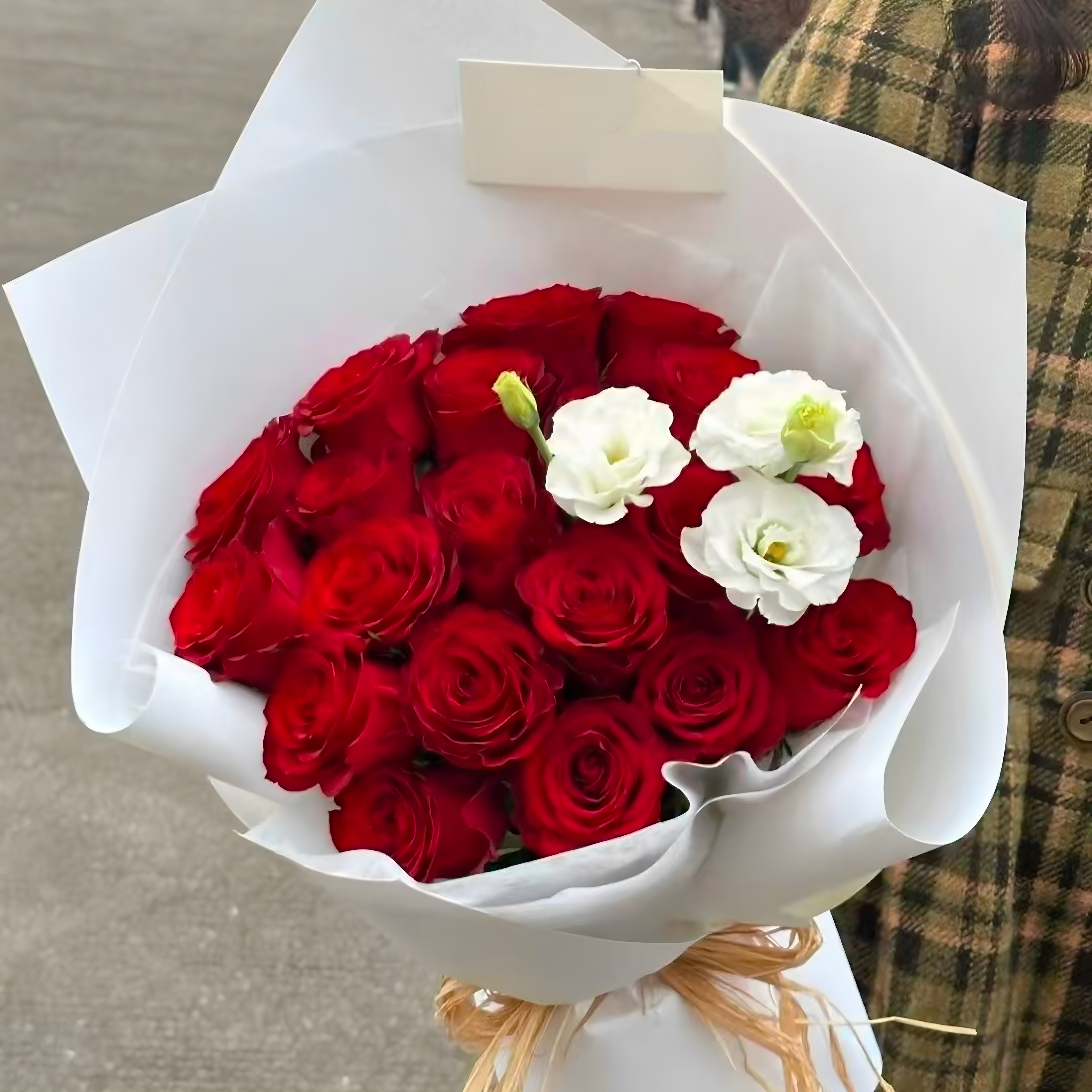 老婆生日33朵红玫瑰鲜花束广西横州荔浦岑溪东兴贵港桂平同城配送