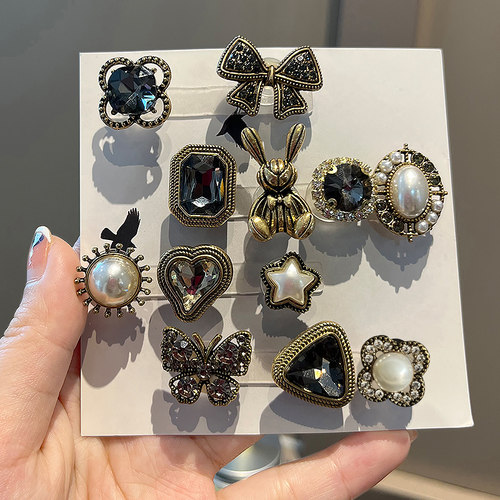 高级感洞洞鞋花金属鞋子上的鞋花