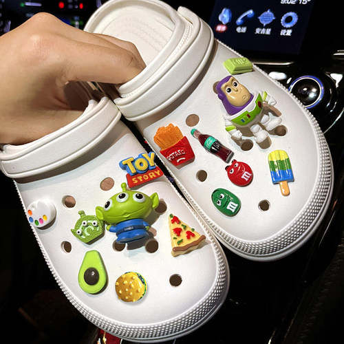 洞洞鞋配饰diy骆驰cross