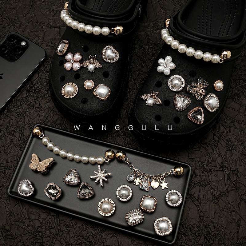 黑色洞洞鞋配饰适配crocs配饰卡骆驰鞋花鞋扣卡洛驰高级感装饰扣,服饰配件/皮带/帽子/围巾,鞋扣,淘宝优惠券,粉丝福利购,淘宝优惠卷