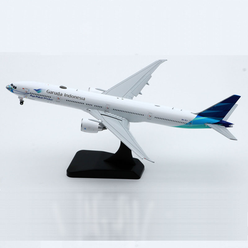 客机模型加鲁达航空B777口罩机